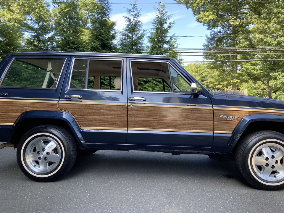 1990 Jeep XJ Wagoneer - Image 25 of 31