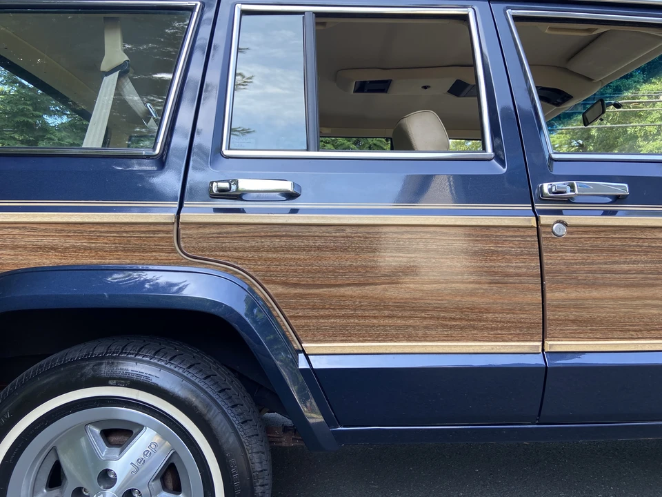 1990 Jeep XJ Wagoneer - Image 12 of 31