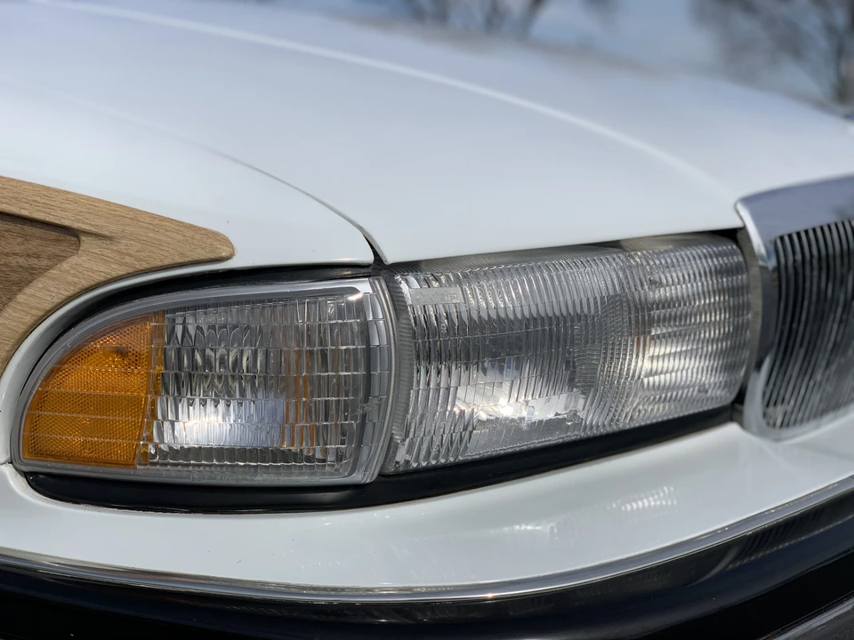 1995 Buick Roadmaster - Image 17 of 31