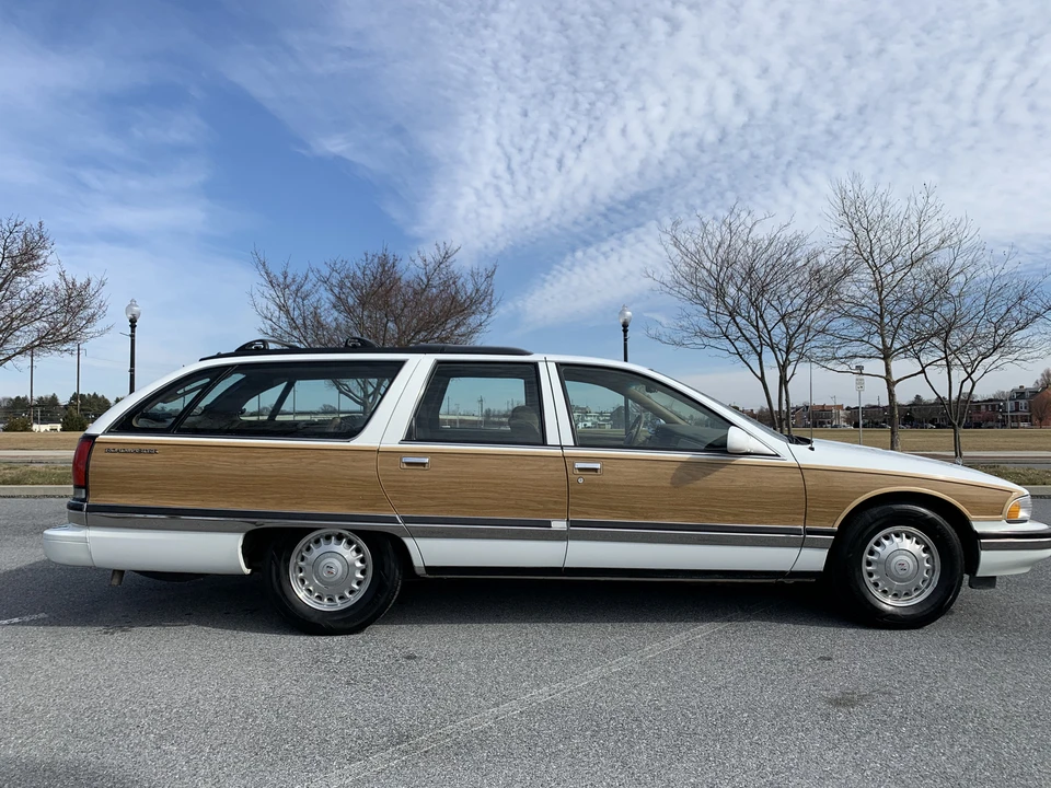 1995 Buick Roadmaster - Image 3 of 31