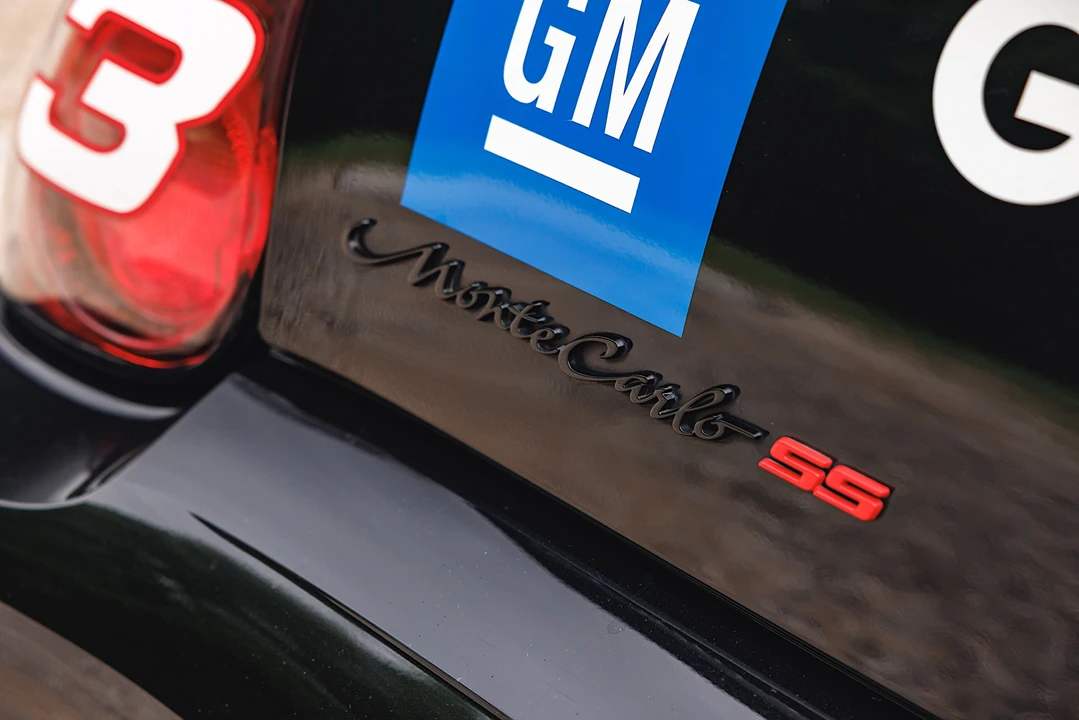 2002 Chevrolet Monte Carlo 6th Gen - Image 30 of 31