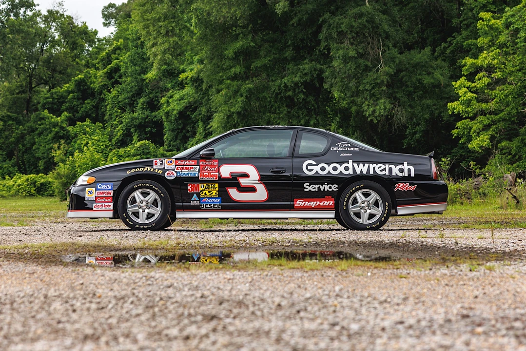 2002 Chevrolet Monte Carlo 6th Gen - Image 11 of 31