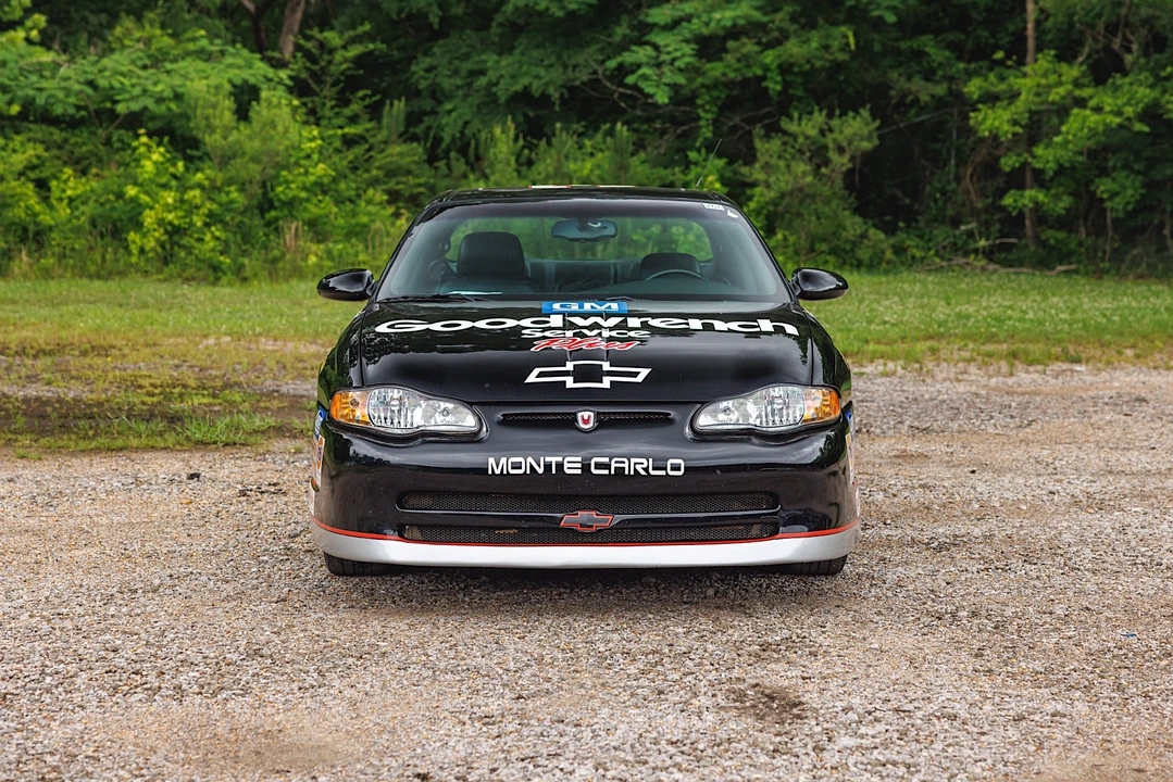 2002 Chevrolet Monte Carlo 6th Gen - Image 13 of 31
