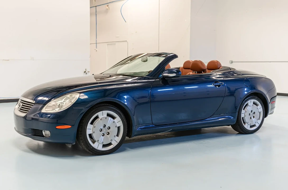 2002 Lexus SC430 - Image 5 of 6