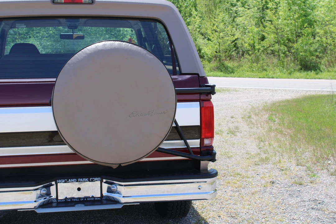 1996 Ford Bronco 5th Gen - Image 22 of 31