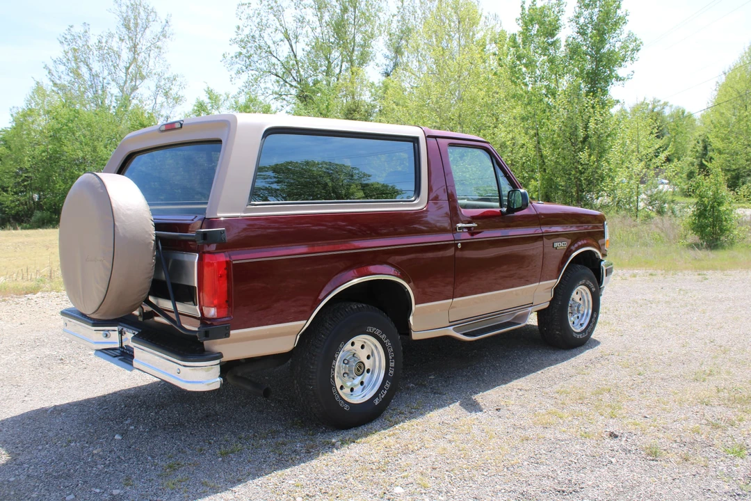 1996 Ford Bronco 5th Gen - Image 25 of 31