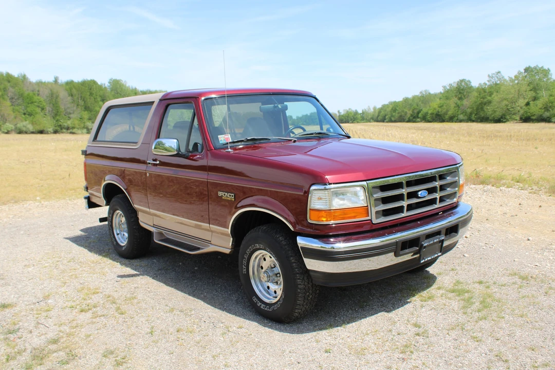 1996 Ford Bronco 5th Gen - Image 2 of 31