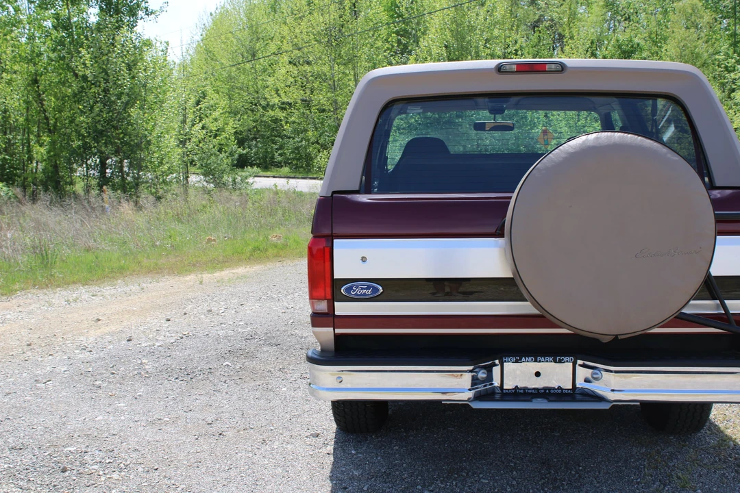1996 Ford Bronco 5th Gen - Image 20 of 31