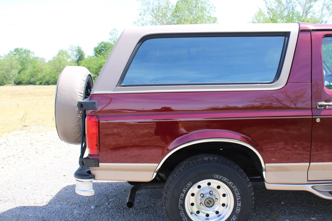 1996 Ford Bronco 5th Gen - Image 28 of 31