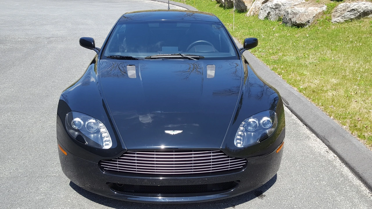 2006 Aston Martin V8 Vantage (2006-2017) - Image 2 of 31