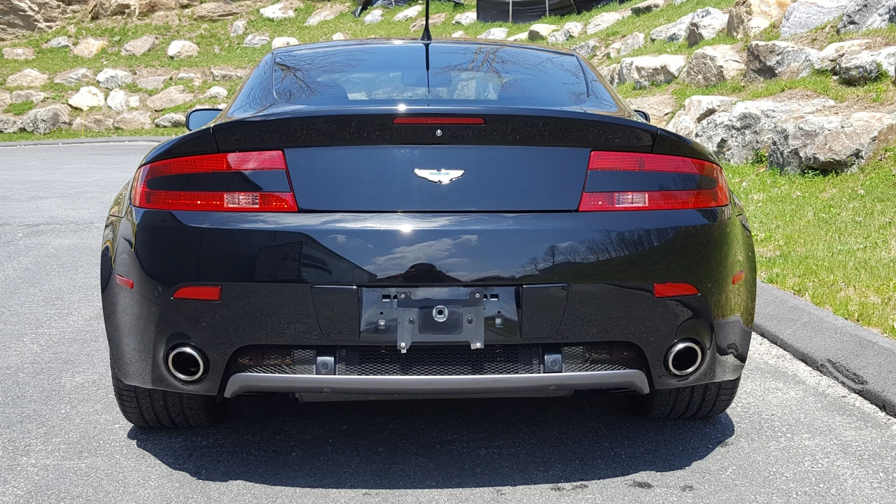 2006 Aston Martin V8 Vantage (2006-2017) - Image 9 of 31