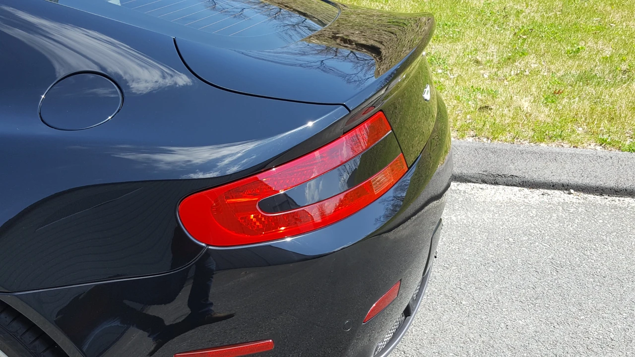 2006 Aston Martin V8 Vantage (2006-2017) - Image 19 of 31