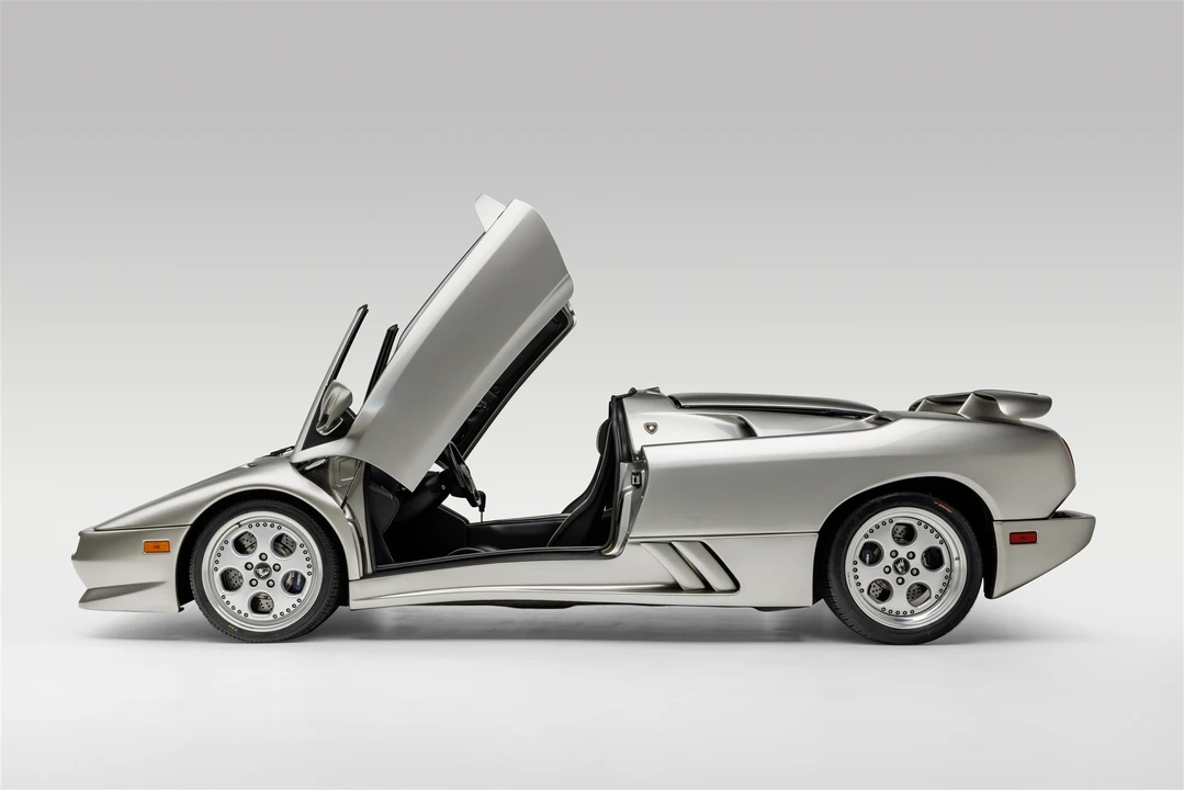 1998 Lamborghini Diablo VT - Image 25 of 31