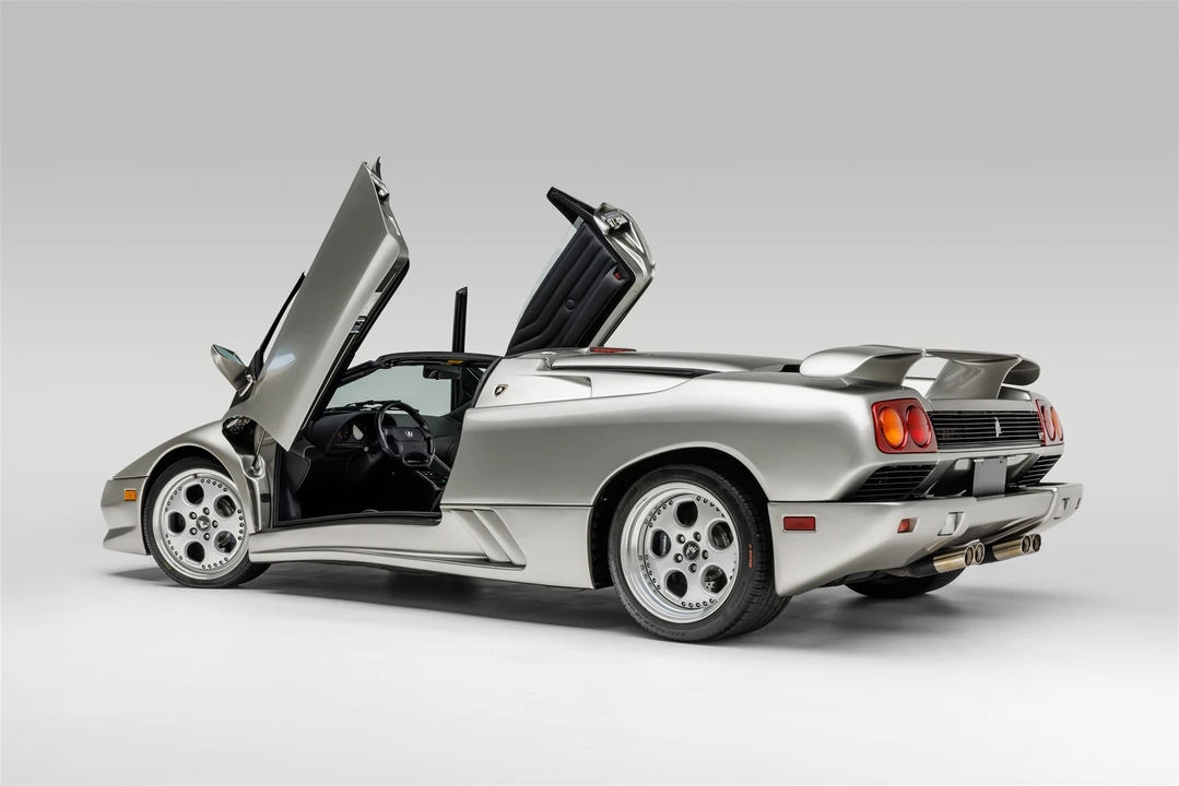 1998 Lamborghini Diablo VT - Image 24 of 31