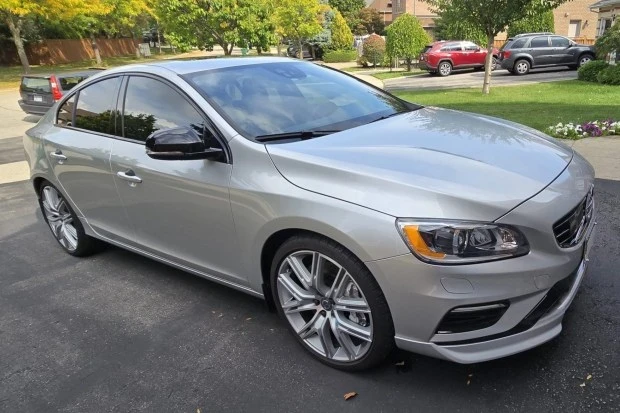 2017 Volvo S60 2nd Gen - Image 3 of 6
