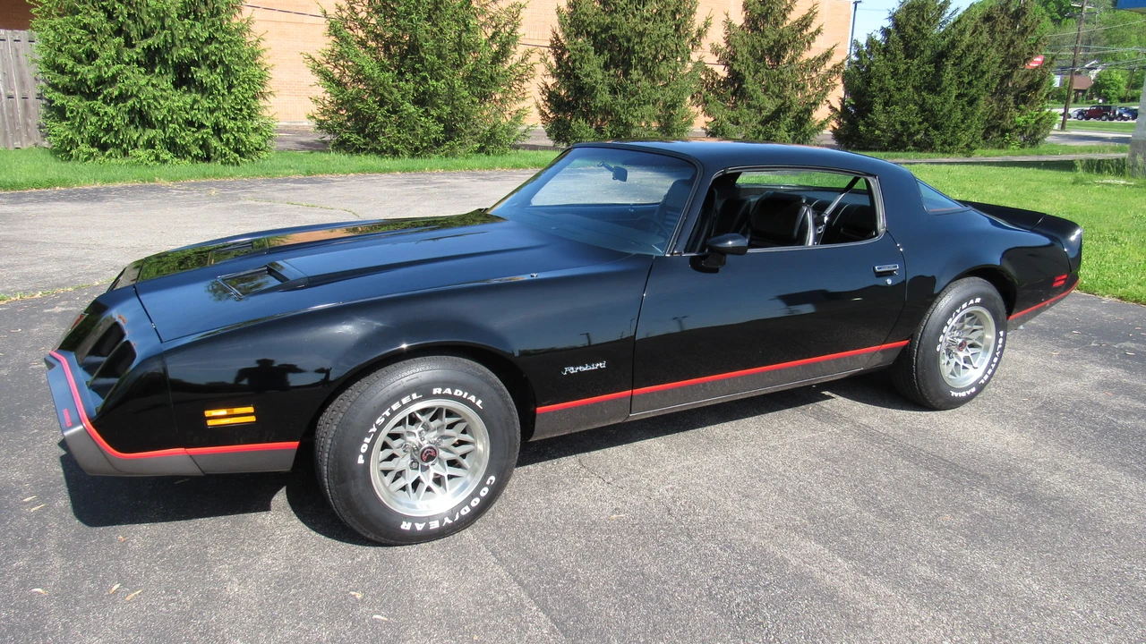1979 Pontiac Firebird 2nd Gen - Image 5 of 31