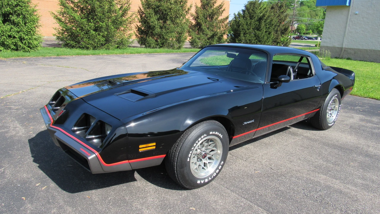 1979 Pontiac Firebird 2nd Gen - Image 7 of 31