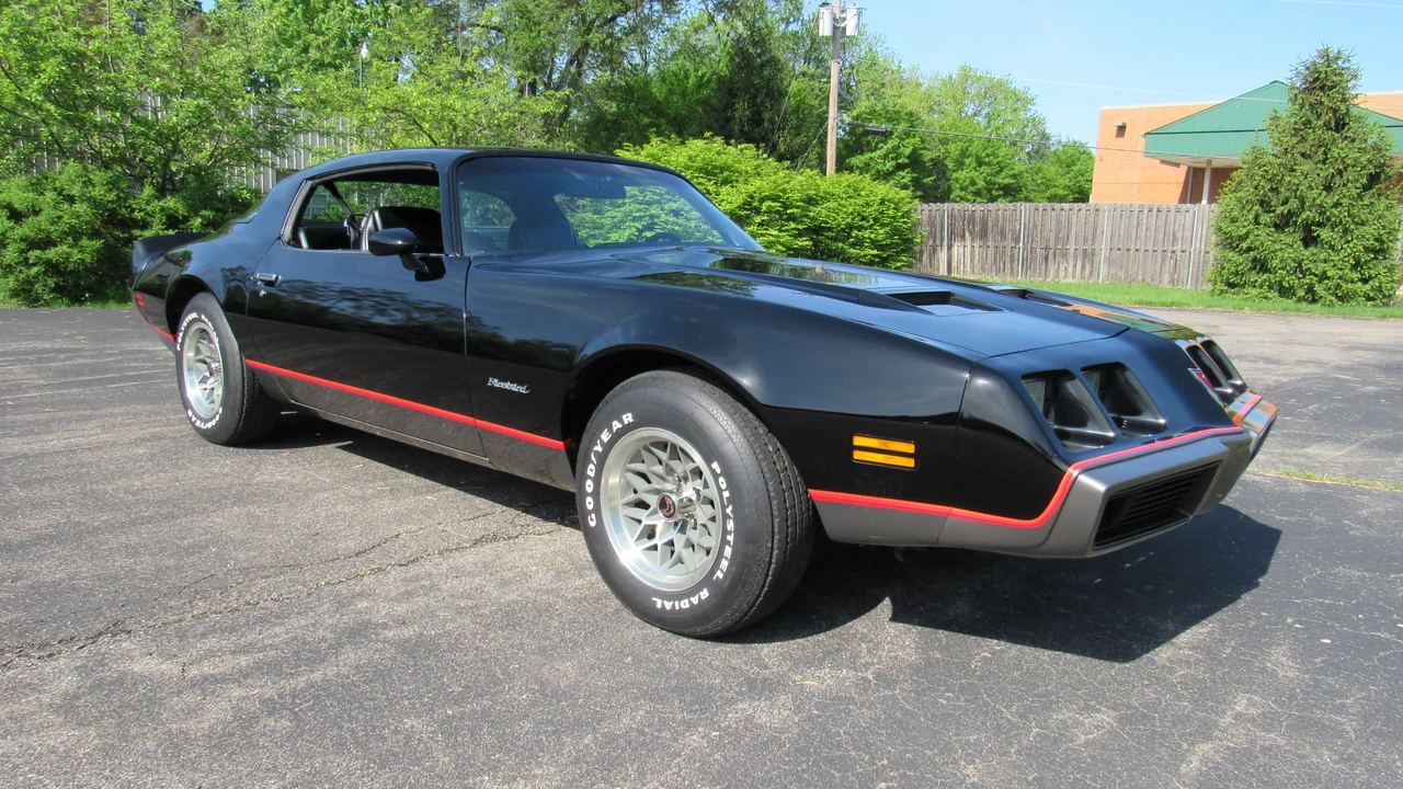 1979 Pontiac Firebird 2nd Gen - Image 14 of 31
