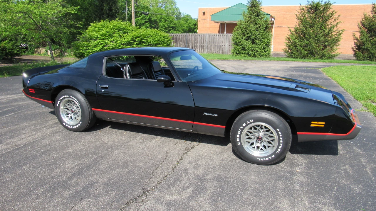 1979 Pontiac Firebird 2nd Gen - Image 16 of 31
