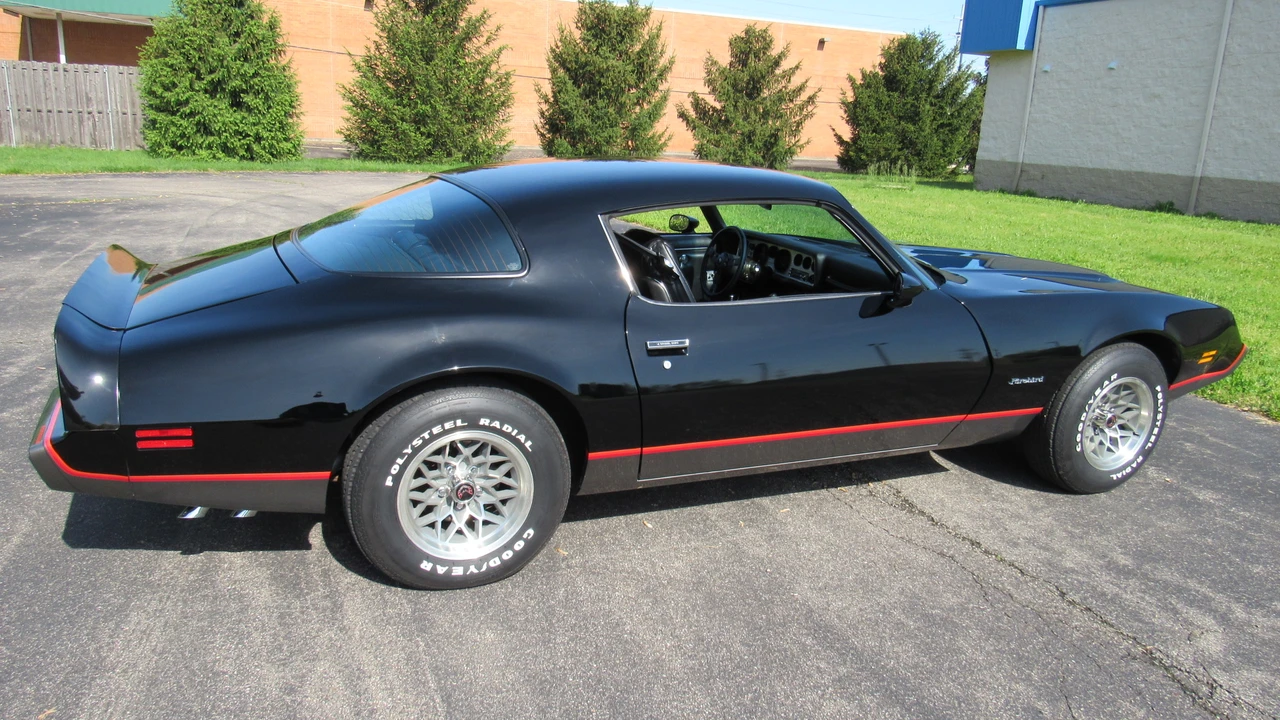 1979 Pontiac Firebird 2nd Gen - Image 21 of 31