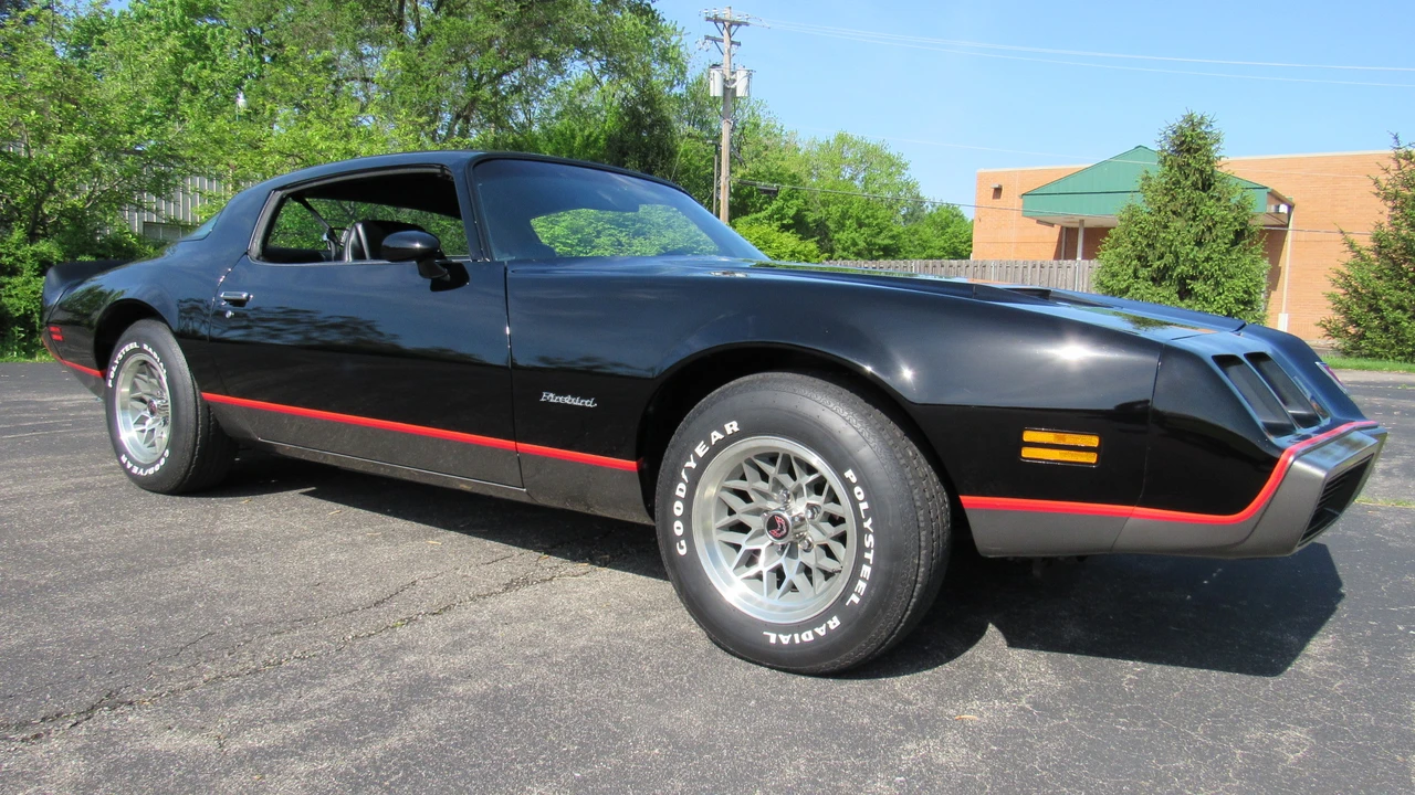 1979 Pontiac Firebird 2nd Gen - Image 15 of 31