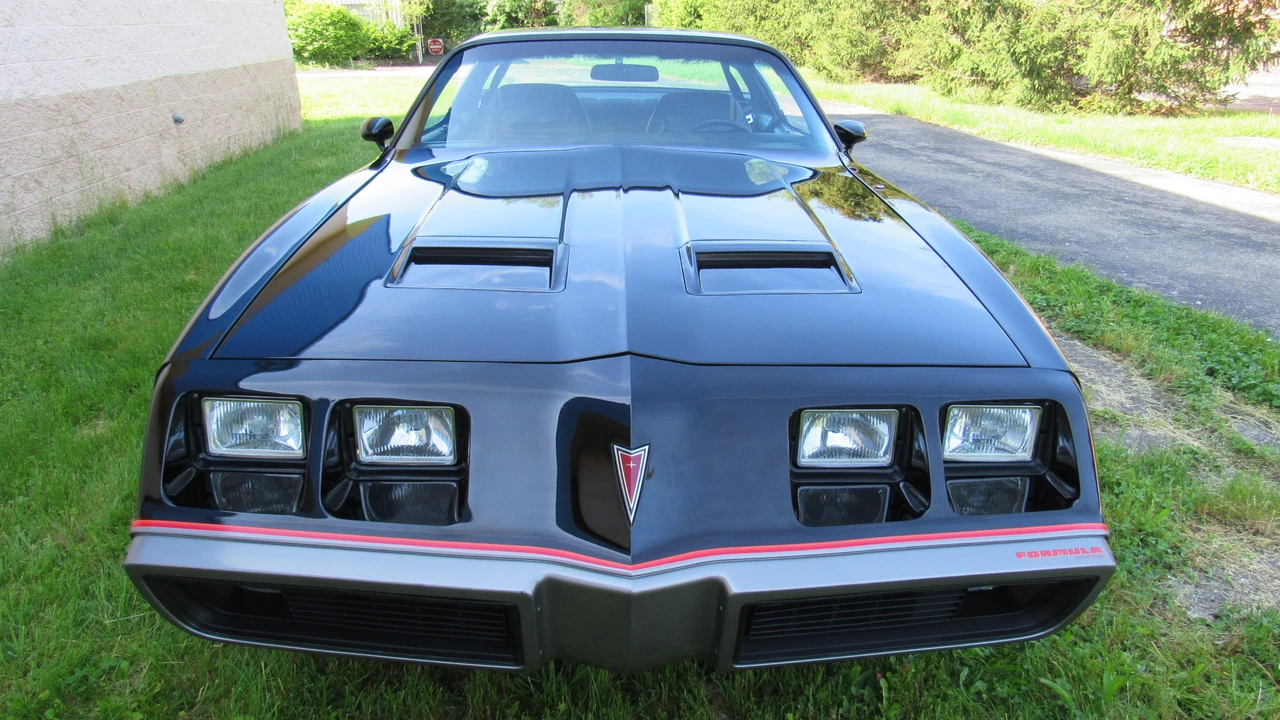 1979 Pontiac Firebird 2nd Gen - Image 9 of 31