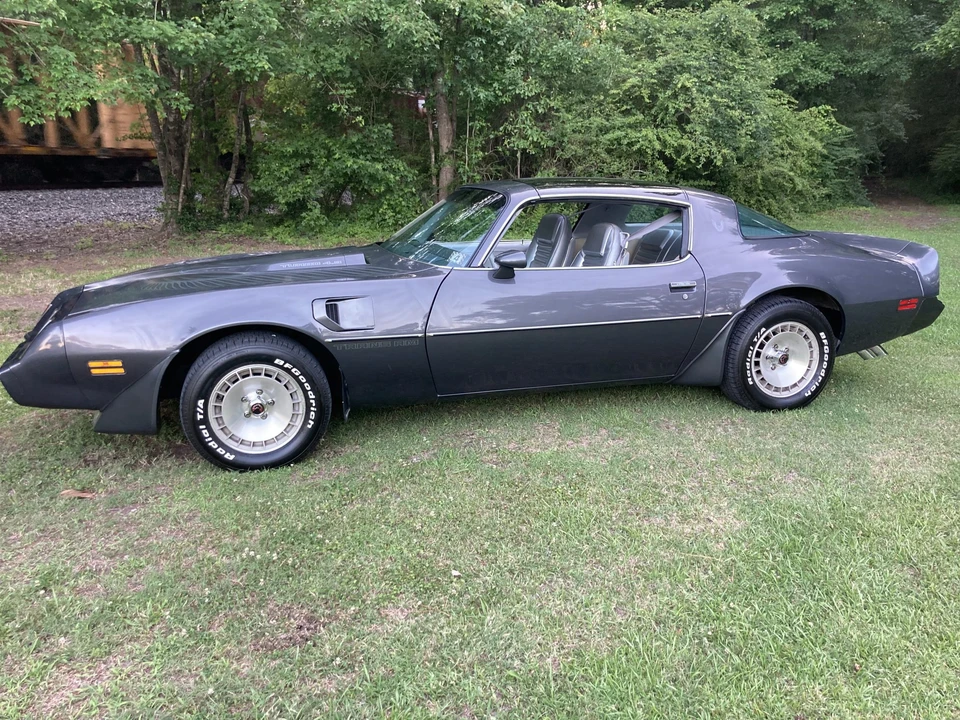 1981 Pontiac Firebird Trans Am 2nd Gen - Image 3 of 31
