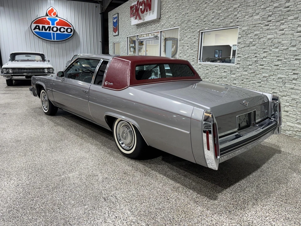 1983 Cadillac DeVille 5th Gen - Image 16 of 31
