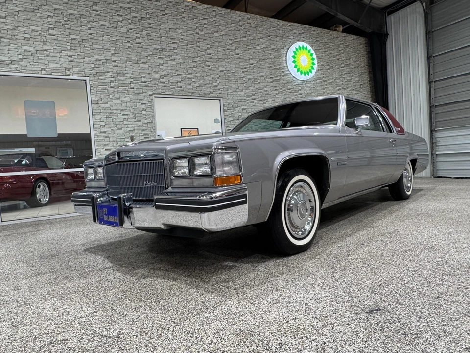 1983 Cadillac DeVille 5th Gen - Image 5 of 31