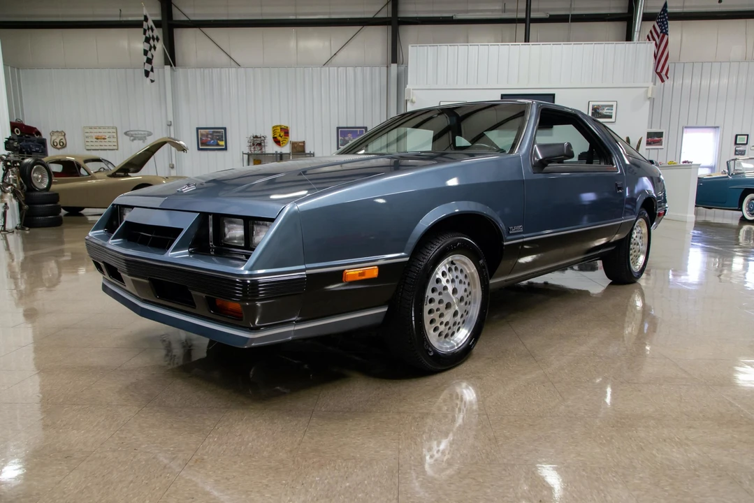 1984 Dodge Daytona - Image 11 of 31