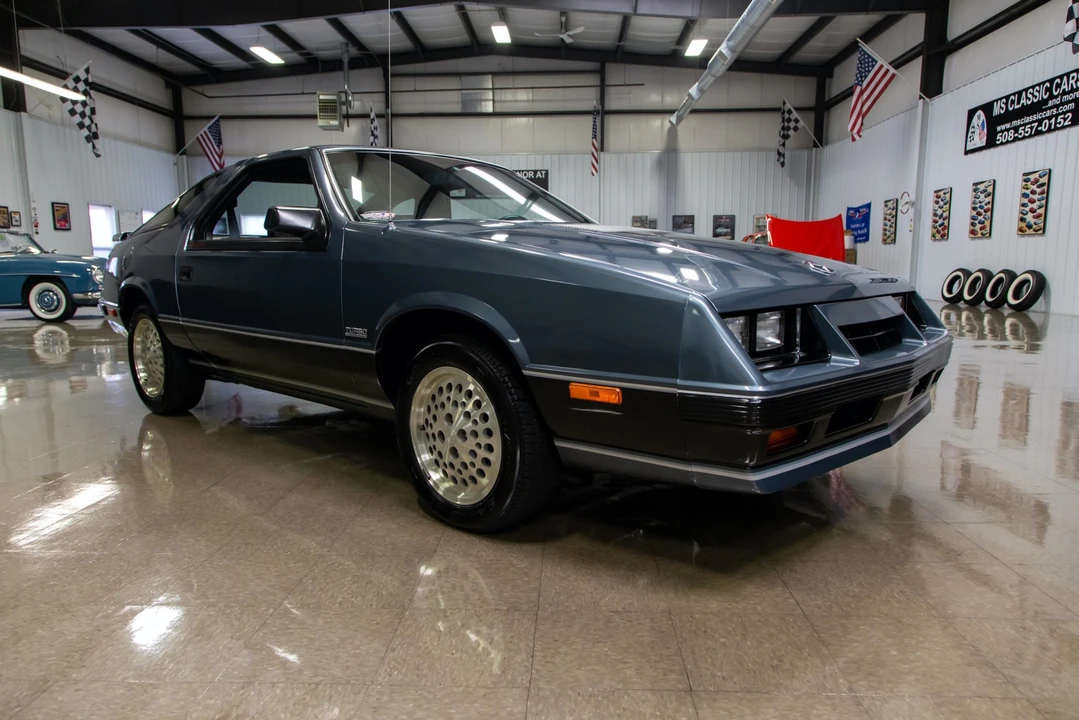 1984 Dodge Daytona - Image 12 of 31