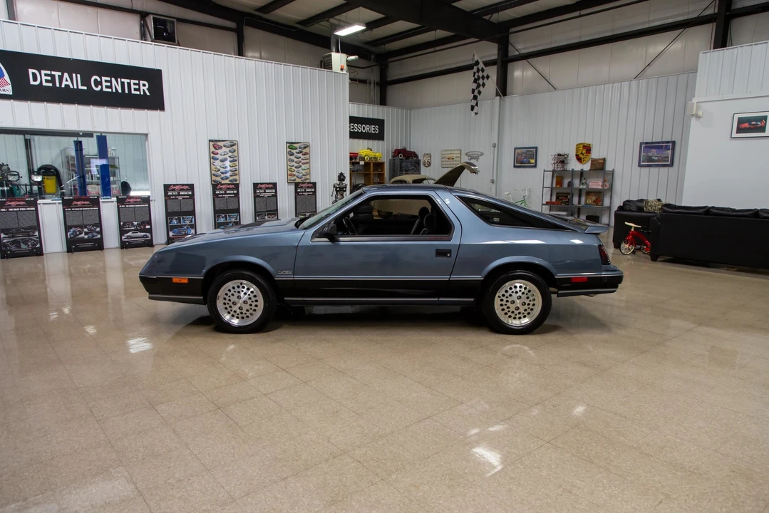 1984 Dodge Daytona - Image 15 of 31