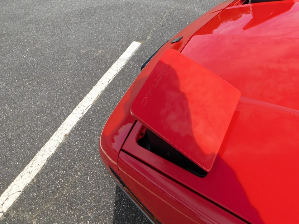 1986 Pontiac Fiero GT - Image 28 of 31