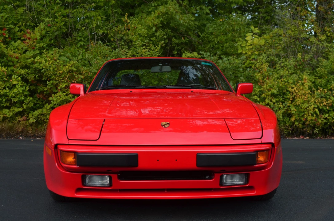 1986 Porsche 944 - Image 18 of 31