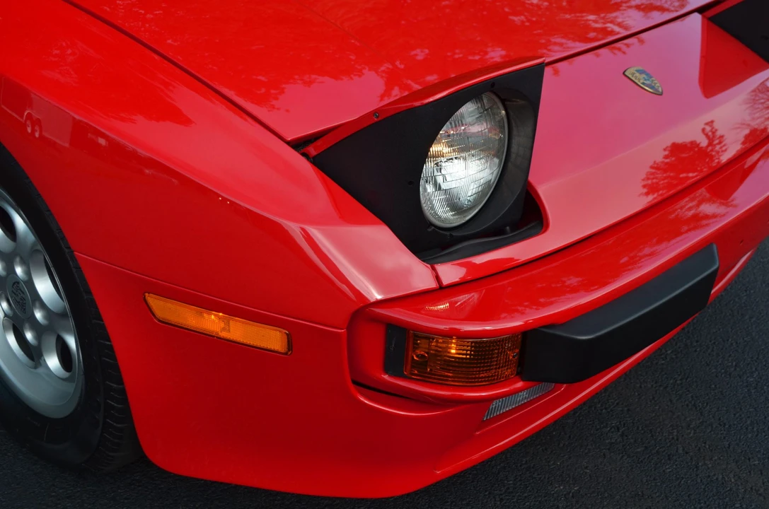 1986 Porsche 944 - Image 20 of 31