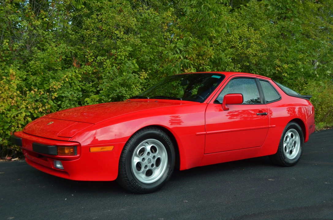1986 Porsche 944 - Image 5 of 31