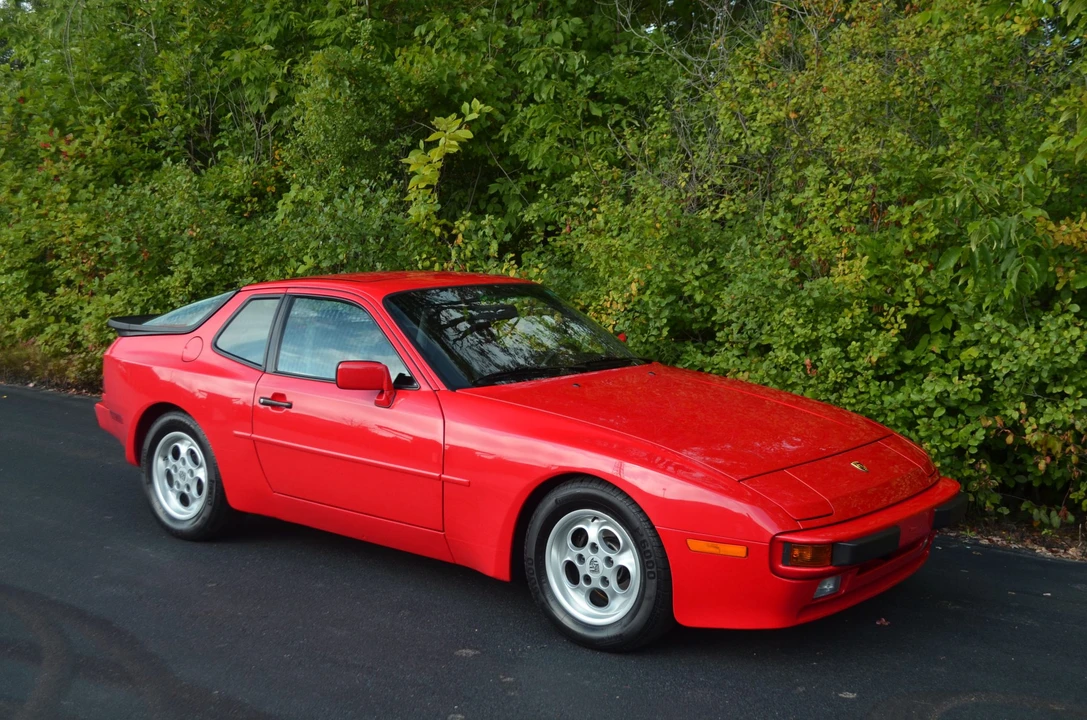 1986 Porsche 944 - Image 16 of 31