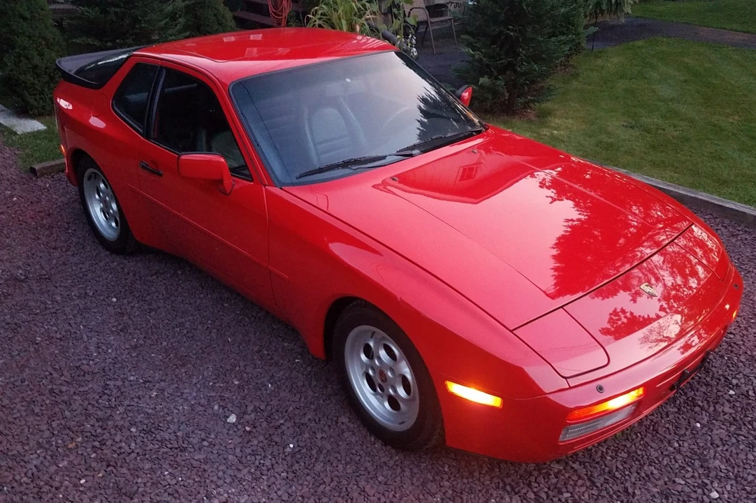 1986 Porsche 944 Turbo - Image 16 of 31