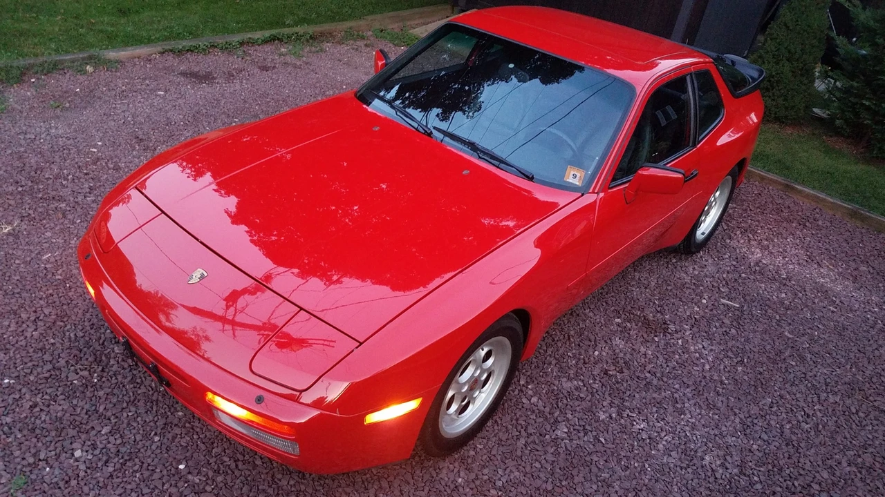 1986 Porsche 944 Turbo - Image 15 of 31