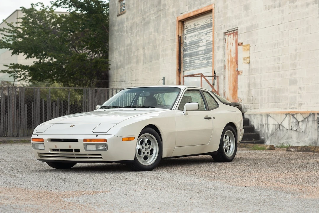 1986 Porsche 944 Turbo - Image 30 of 31