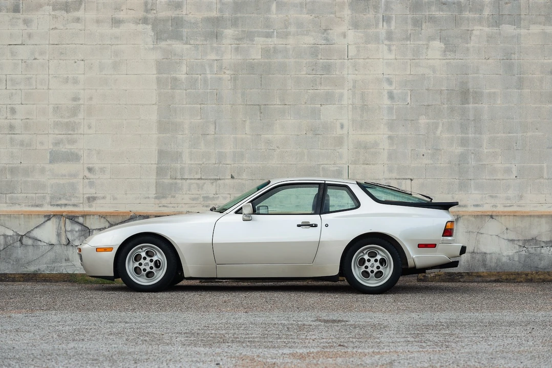 1986 Porsche 944 Turbo - Image 29 of 31
