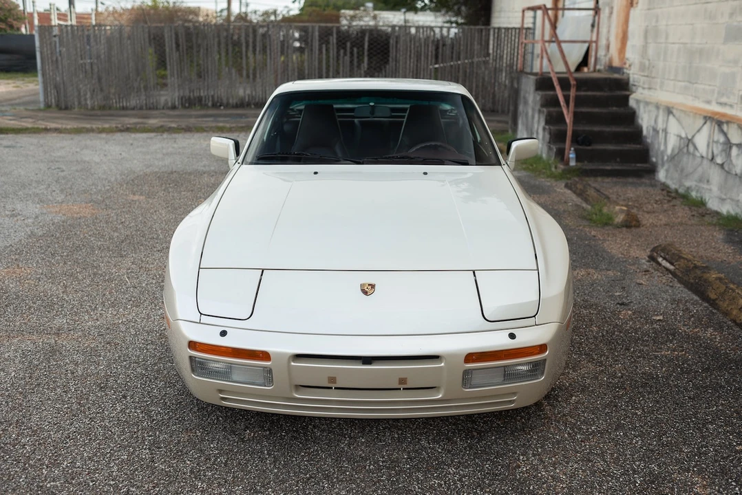 1986 Porsche 944 Turbo - Image 17 of 31