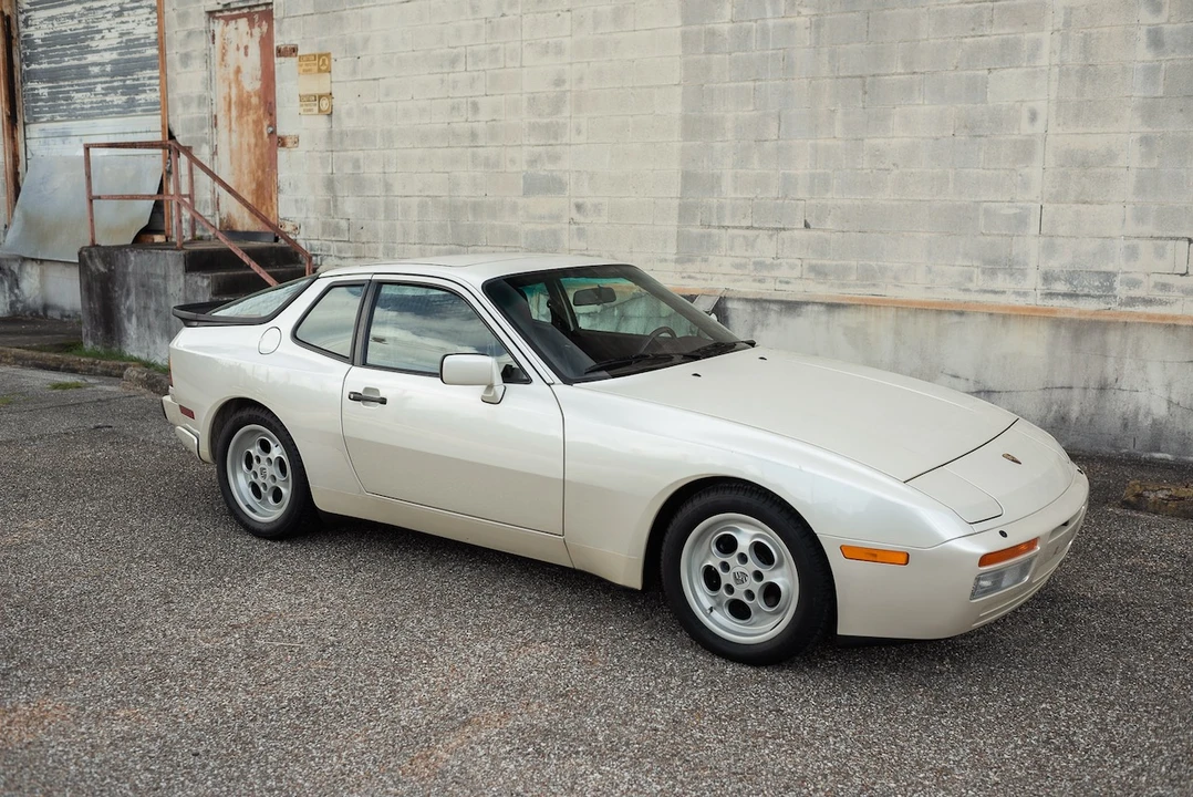 1986 Porsche 944 Turbo - Image 3 of 31