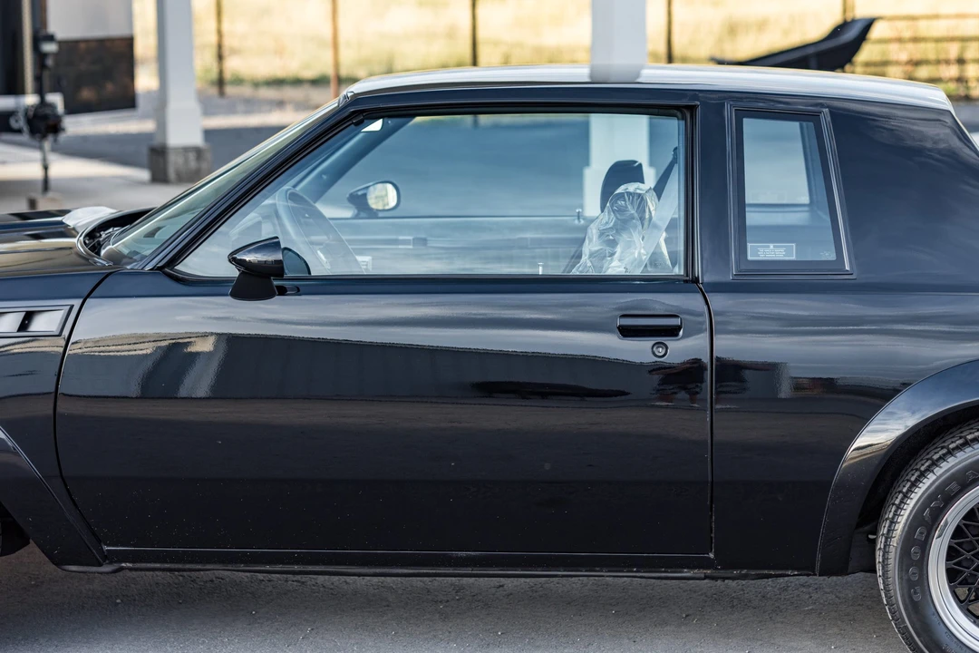 1987 Buick Grand National GNX - Image 24 of 31