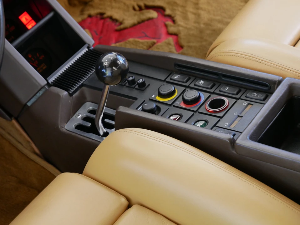 1987 Ferrari Testarossa - Image 25 of 31