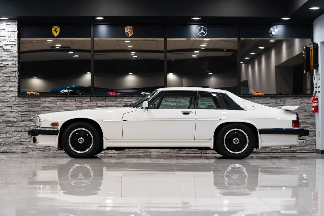 1989 Jaguar XJS Pre-Facelift V12 - Image 22 of 31