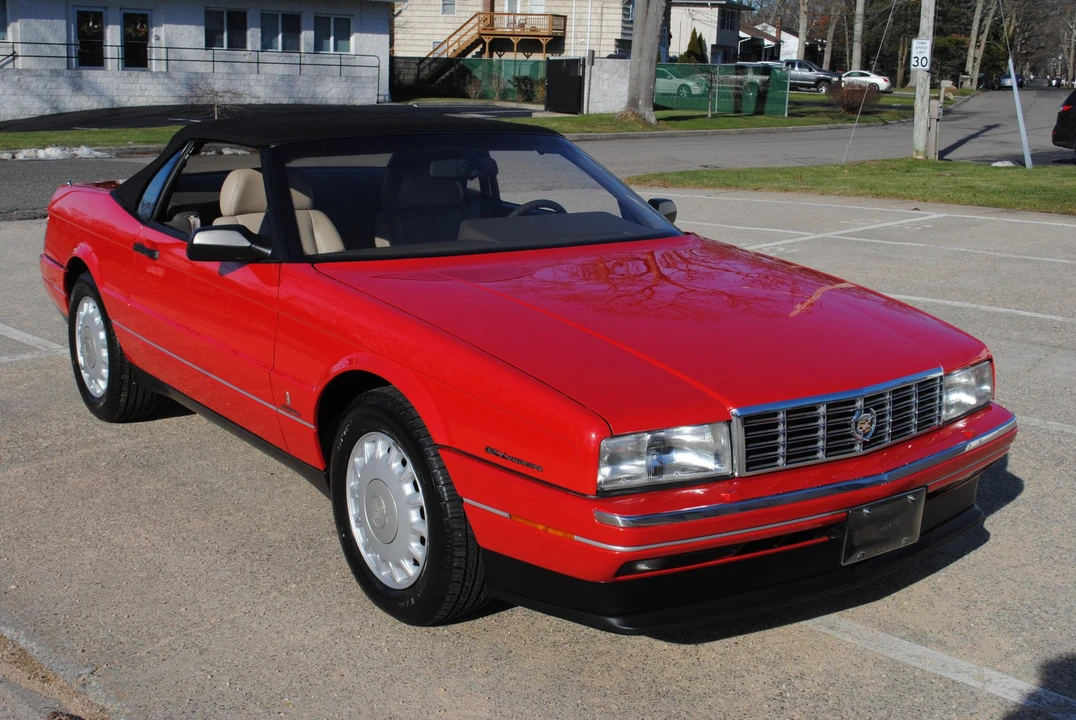 1993 Cadillac Allante - Image 2 of 31