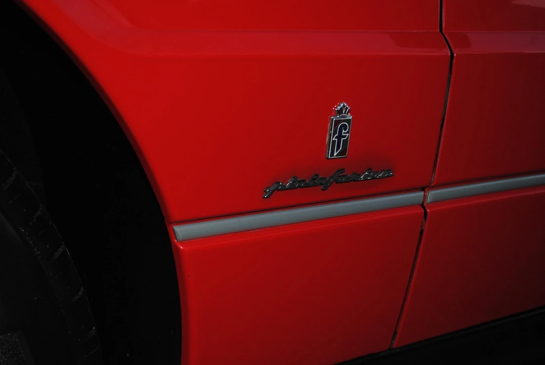 1993 Cadillac Allante - Image 26 of 31