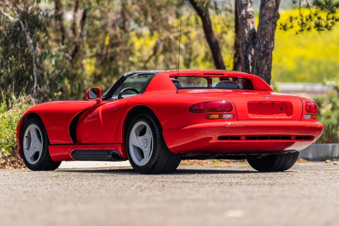 1993 Dodge Viper 1st Gen - Image 16 of 31