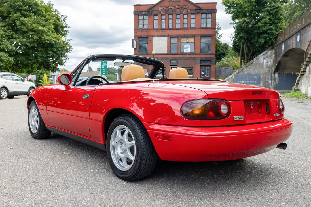 1994 Mazda NA MX-5 Miata - Image 7 of 31